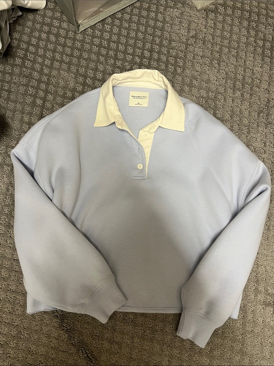 Abercrombie & Fitch Tops - Abercrombie & Fitch Light Blue Rugby Pullover with Cream Collar